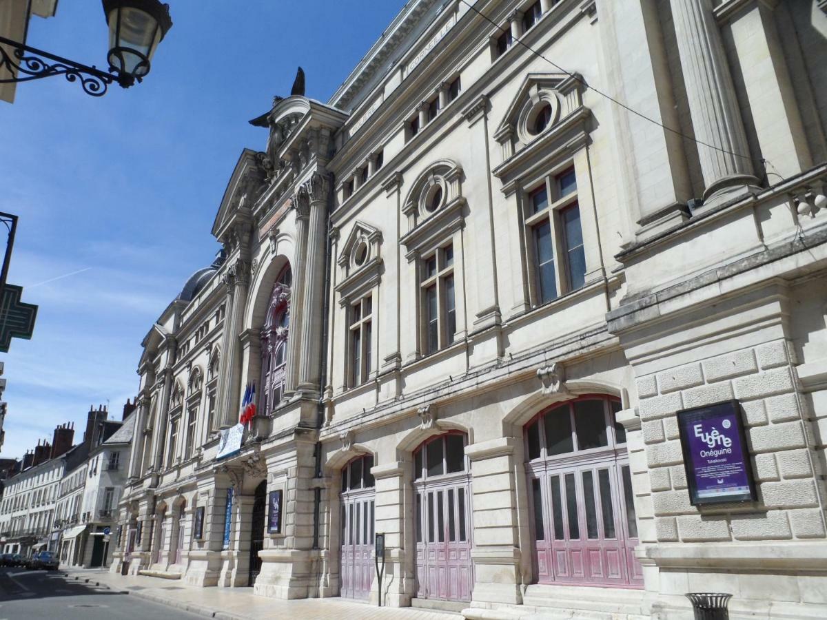 Gite De La Tour De Guise 2 Тур Экстерьер фото