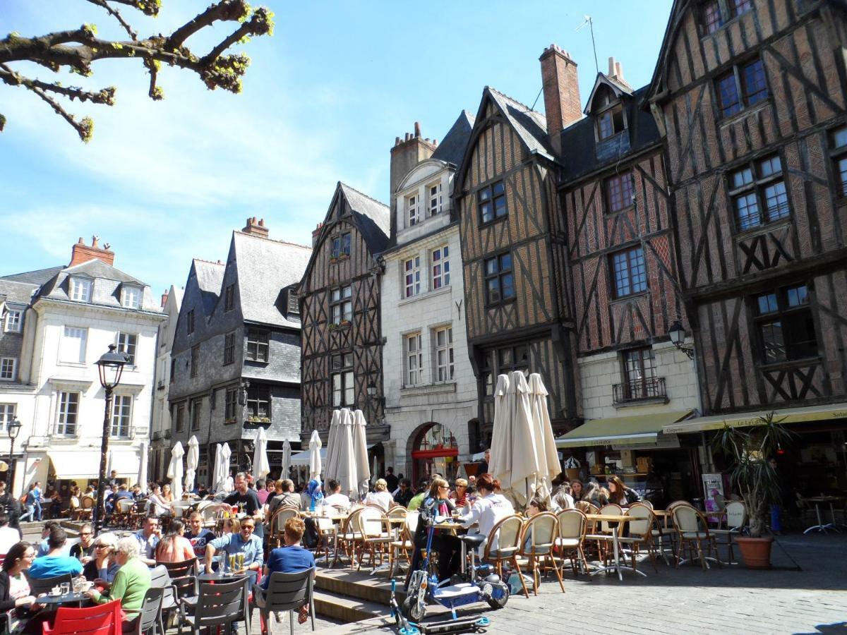 Gite De La Tour De Guise 2 Тур Экстерьер фото